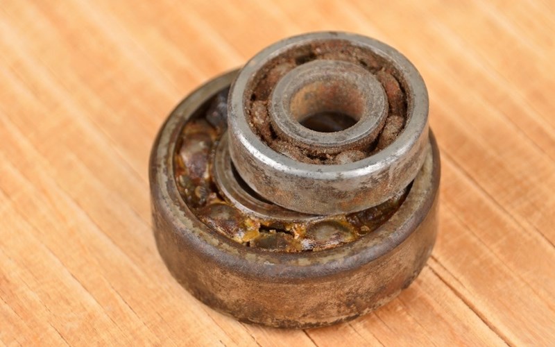 How to Spot & Prevent Bearing Corrosion